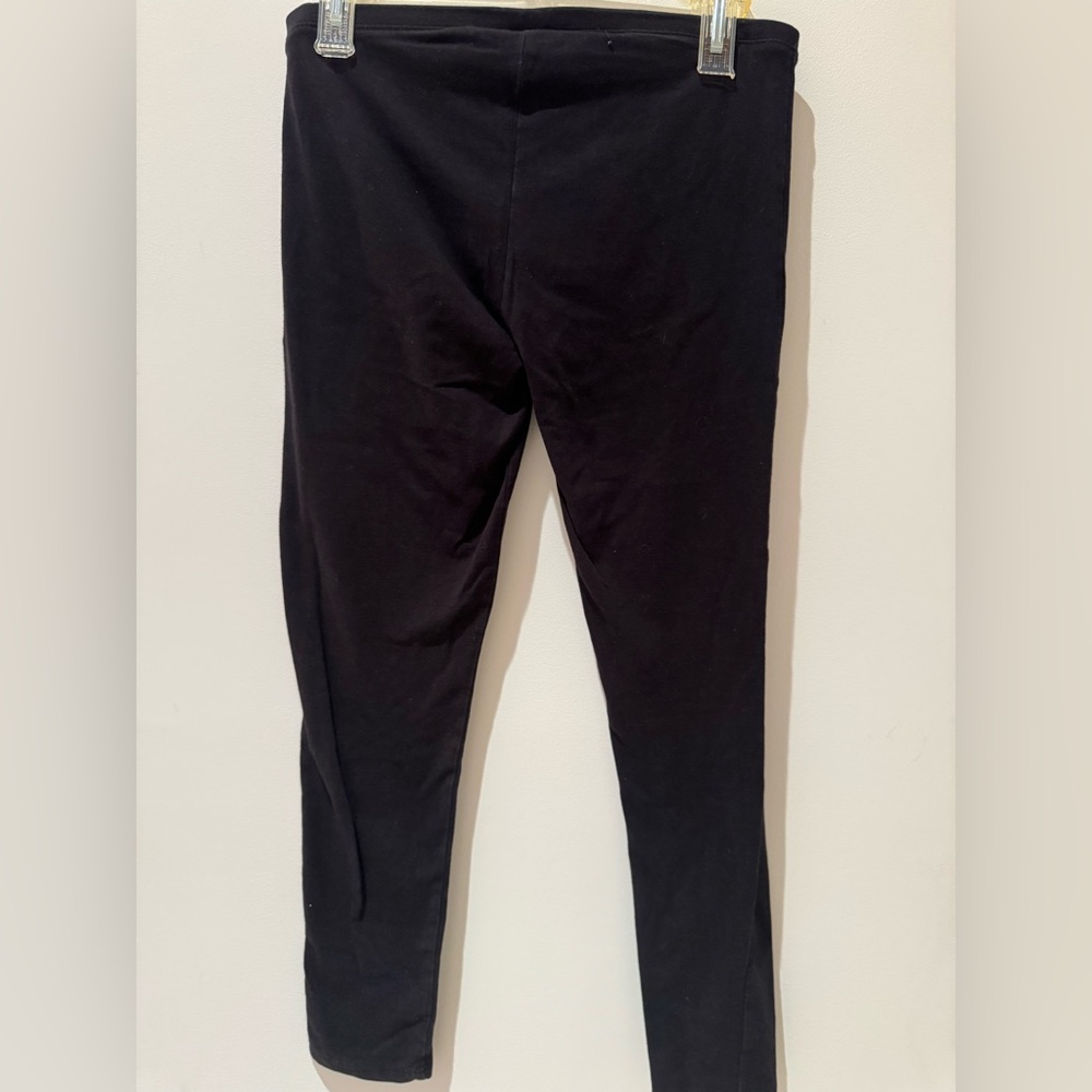 HUE Charcoal Leggings